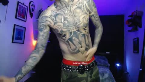 zac_muller1 online show from 11.28.25