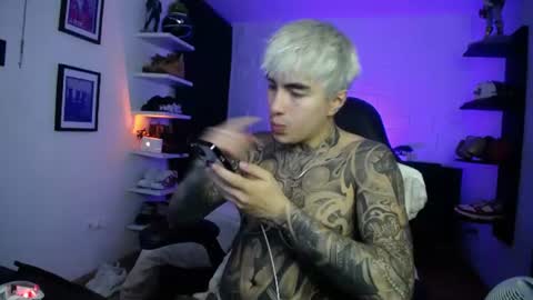 zac_muller1 online show from 06.10.26