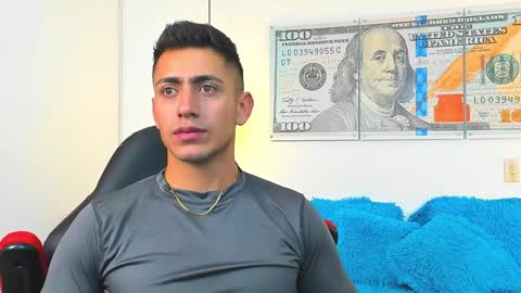 Snapshot of zachpri20 chatting on 01.04.25 zachpri20 online show from 01.04.25