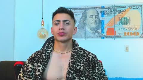 Snapshot of zachpri20 chatting on 01.13.25 zachpri20 online show from 01.13.25