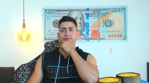 Snapshot of zachpri20 chatting on 01.17.25 zachpri20 online show from 01.17.25