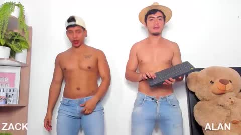 Snapshot of zack_and_alan chatting on 11.03.25 zack online show from 11.03.25