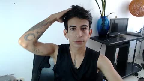 Snapshot of zack_kingg chatting on 12.28.24 Zack King online show from 12.28.24