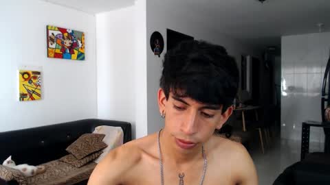 Snapshot of zack_kingg chatting on 01.21.25 Zack King online show from 01.21.25