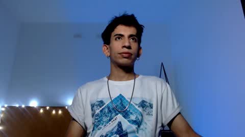 Snapshot of zack_kingg chatting on 03.04.25 Zack King online show from 03.04.25