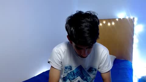 Snapshot of zack_kingg chatting on 03.05.25 Zack King online show from 03.05.25