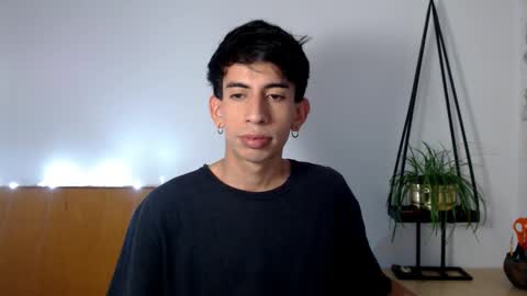 Snapshot of zack_kingg chatting on 03.11.25 Zack King online show from 03.11.25