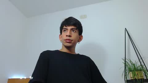 Snapshot of zack_kingg chatting on 03.12.25 Zack King online show from 03.12.25