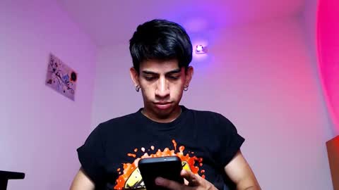 Snapshot of zack_kingg chatting on 09.11.25 Zack King online show from 09.11.25