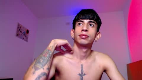 Snapshot of zack_kingg chatting on 09.17.25 Zack King online show from 09.17.25