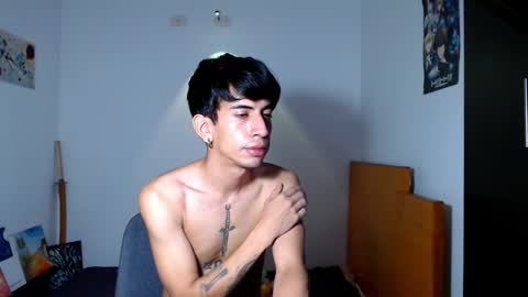 Snapshot of zack_kingg chatting on 10.06.25 Zack King online show from 10.06.25