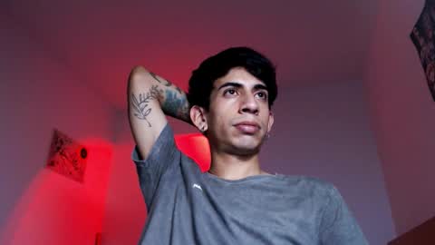 Snapshot of zack_kingg chatting on 10.08.25 Zack King online show from 10.08.25