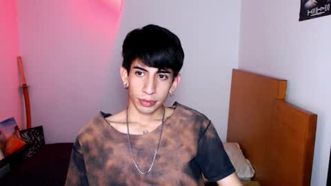 Snapshot of zack_kingg chatting on 10.10.25 Zack King online show from 10.10.25