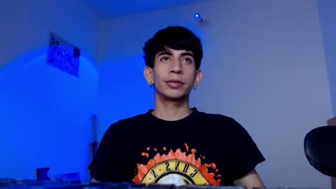 Snapshot of zack_kingg chatting on 10.16.25 Zack King online show from 10.16.25