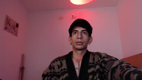 Snapshot of zack_kingg chatting on 10.18.25 Zack King online show from 10.18.25