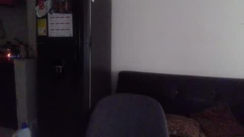 Snapshot of zack_kingg chatting on 12.01.25 Zack King online show from 12.01.25