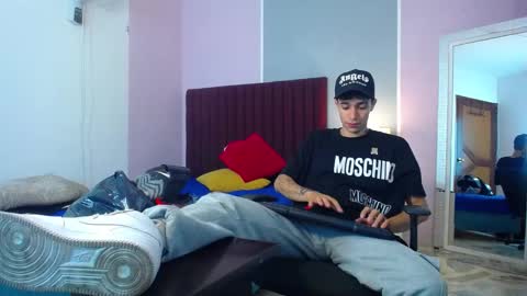 Snapshot of zacktk7 chatting on 01.04.25 zack online show from 01.04.25