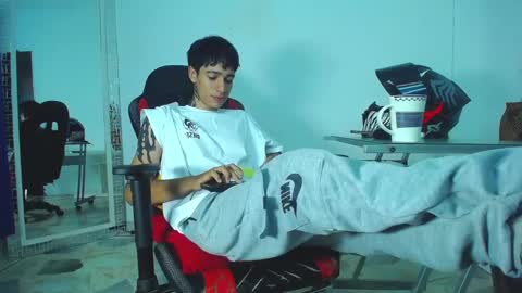 Snapshot of zacktk7 chatting on 01.14.25 zack online show from 01.14.25