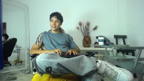 Snapshot of zacktk7 chatting on 01.23.25 zack online show from 01.23.25