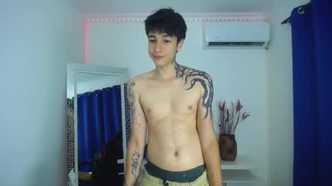 Snapshot of zacktk7 chatting on 02.05.25 zack online show from 02.05.25