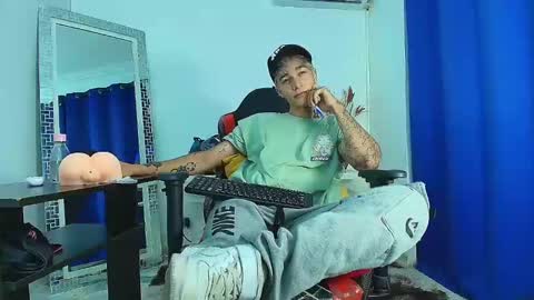 Snapshot of zacktk7 chatting on 02.24.25 zack online show from 02.24.25