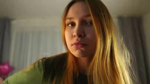 Marina online show from 11.21.25