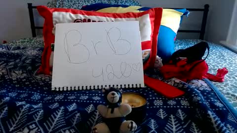 zaddyslilslutbucket online show from 11.16.25