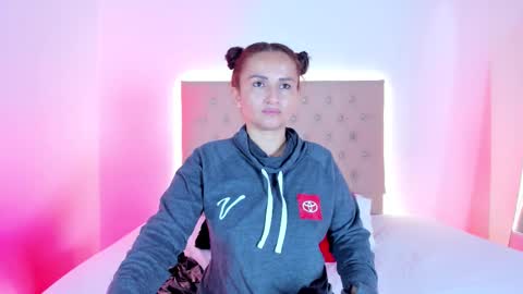 Zafiro Brown online show from 10.25.25