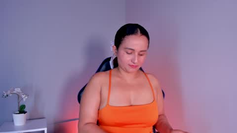 Zafiro Brown online show from 05.23.26
