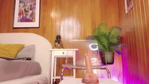 Karina  online show from 01.16.26