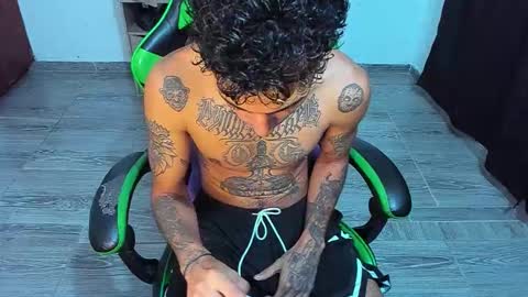 BiG Zafiro online show from 03.17.26