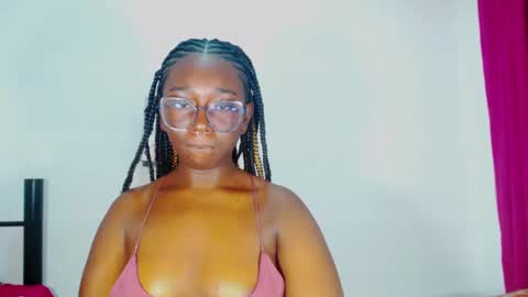 Snapshot of zahhysims chatting on 02.24.25 zahhy online show from 02.24.25