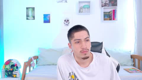 Snapshot of zahir_raw chatting on 04.03.26 Zahir Raw online show from 04.03.26