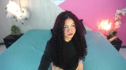 Zahira  online show from 12.02.25