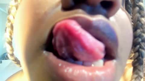 zahra_rose online show from 09.10.25