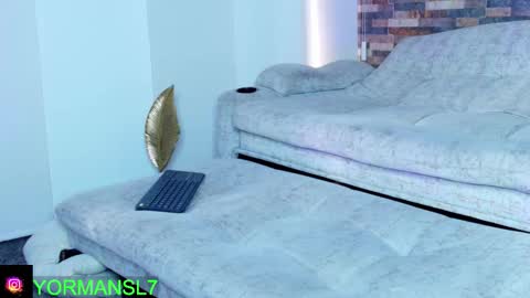 INSTAGRAM yormanfit7 online show from 11.13.25