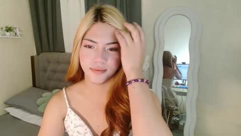 Snapshot of zairaaaaa chatting on 03.14.26 Zai online show from 03.14.26