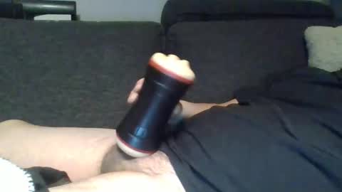 Snapshot of zakksten chatting on 11.22.25 Zakk online show from 11.22.25