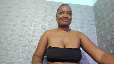 Snapshot of zamara__ chatting on 07.21.26 Zamara online show from 07.21.26