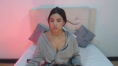 Snapshot of zamara_steev chatting on 09.26.25 zamara_steev online show from 09.26.25