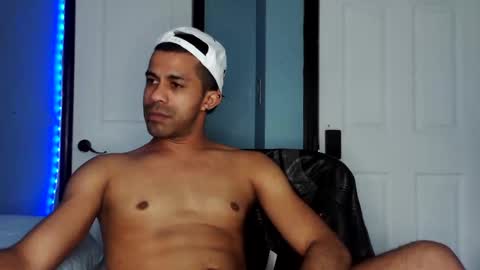 Snapshot of zamoraedii1994 chatting on 12.28.24 Edii online show from 12.28.24