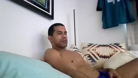 Snapshot of zamoraedii1994 chatting on 01.06.25 Edii online show from 01.06.25