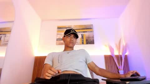 Zander online show from 05.08.26