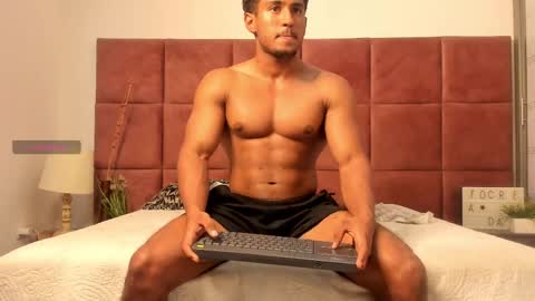 Zane Lux online show from 02.26.25