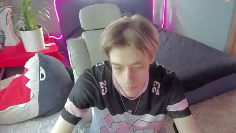 Snapshot of zane_steele chatting on 03.20.26 Kel online show from 03.20.26