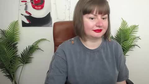 Snapshot of zannadreil chatting on 05.20.26 zannadreil online show from 05.20.26