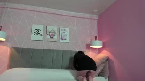 Zara Sweet  online show from 02.27.25