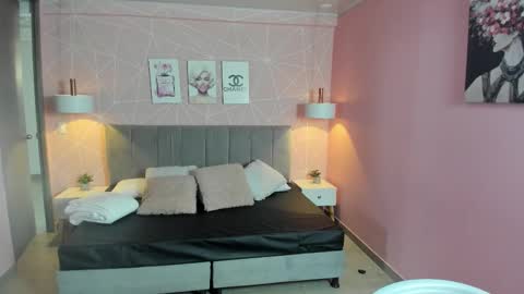 Zara Sweet  online show from 11.13.25