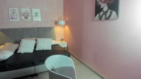 Zara Sweet  online show from 01.19.26