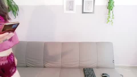 Snapshot of zara_fire chatting on 07.04.26 zara_fire online show from 07.04.26